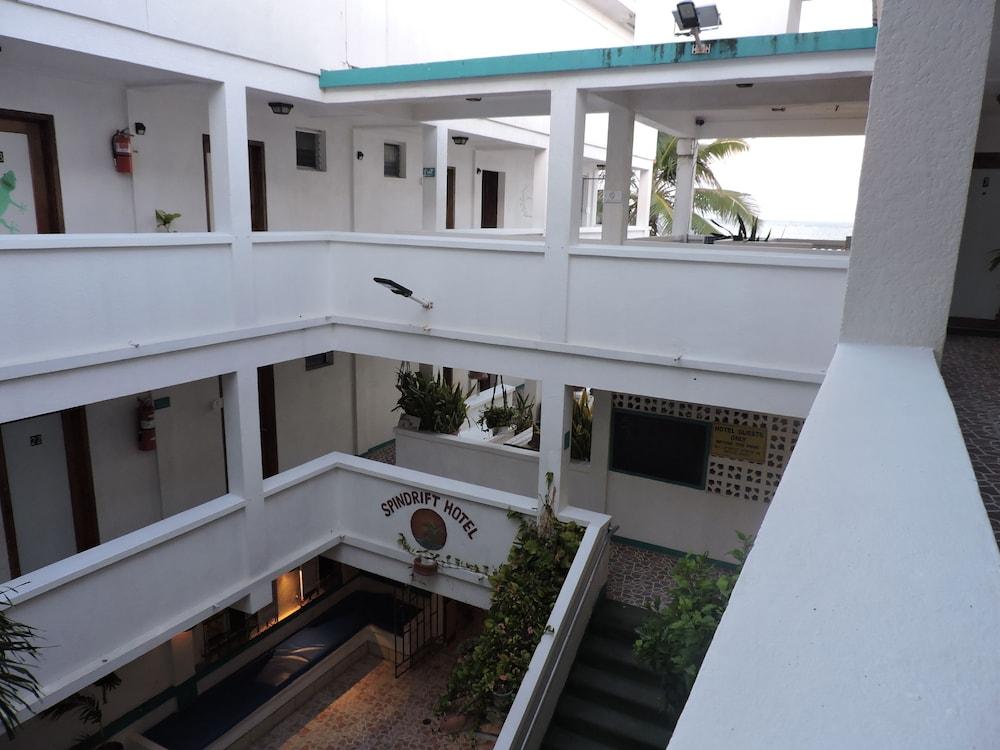 Spindrift Hotel San Pedro  Exterior photo